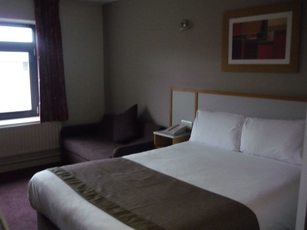Limerick City Hotel 4*
